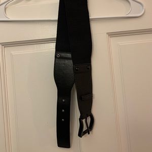 Express black elastic belt